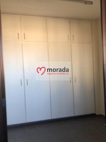 Apartamento à venda com 3 quartos, 175m² - Foto 15