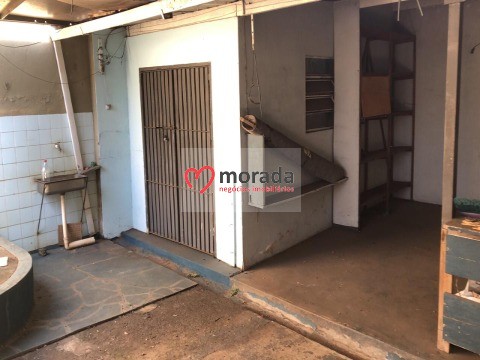 Prédio Inteiro à venda com 2 quartos, 850m² - Foto 4