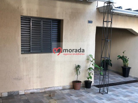 Casa à venda com 4 quartos, 225m² - Foto 4