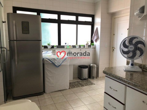 Apartamento à venda com 3 quartos, 189m² - Foto 18