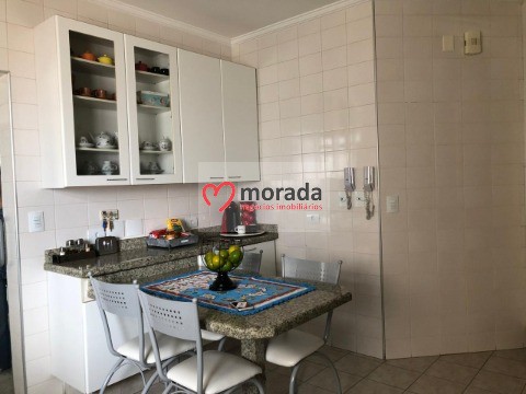 Apartamento à venda com 3 quartos, 189m² - Foto 17