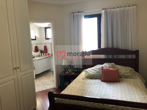 Apartamento à venda com 3 quartos, 189m² - Foto 23