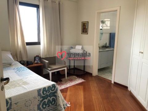 Apartamento à venda com 3 quartos, 189m² - Foto 29