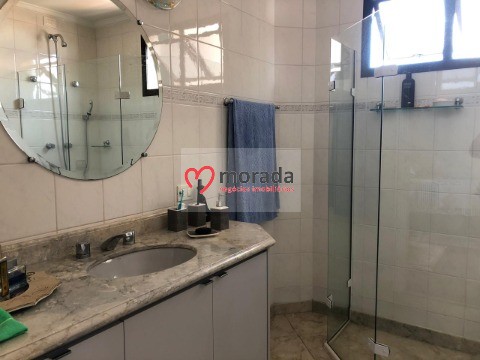 Apartamento à venda com 3 quartos, 189m² - Foto 32