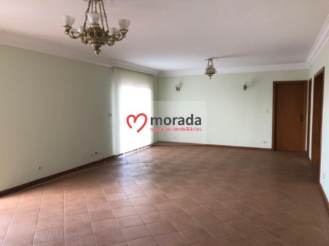 Apartamento à venda com 4 quartos, 177m² - Foto 2