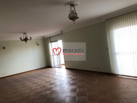 Apartamento à venda com 4 quartos, 177m² - Foto 3