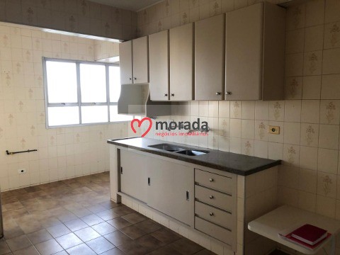 Apartamento à venda com 4 quartos, 177m² - Foto 7