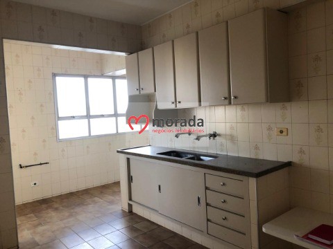 Apartamento à venda com 4 quartos, 177m² - Foto 8