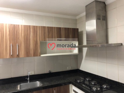 Apartamento à venda com 2 quartos, 72m² - Foto 32