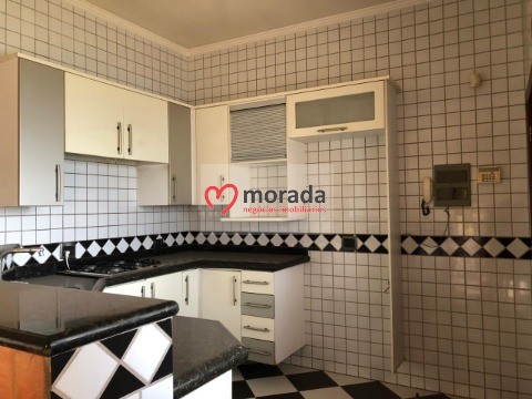 Sobrado à venda com 3 quartos, 226m² - Foto 11