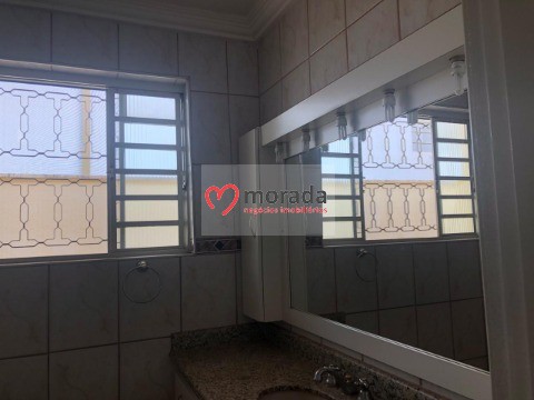 Casa à venda com 3 quartos, 184m² - Foto 22