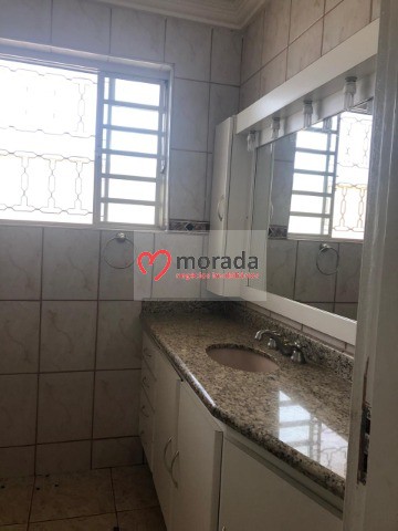 Casa à venda com 3 quartos, 184m² - Foto 23