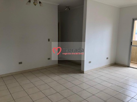 Apartamento à venda com 2 quartos, 68m² - Foto 6