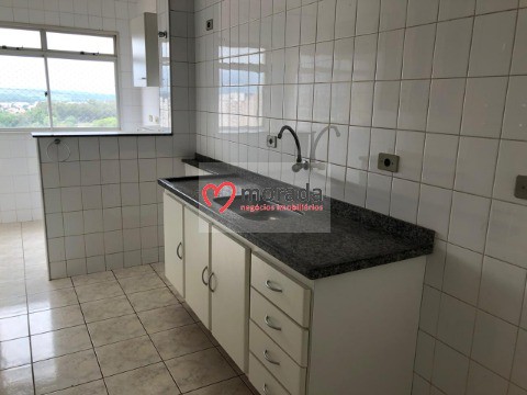 Apartamento à venda com 2 quartos, 68m² - Foto 13