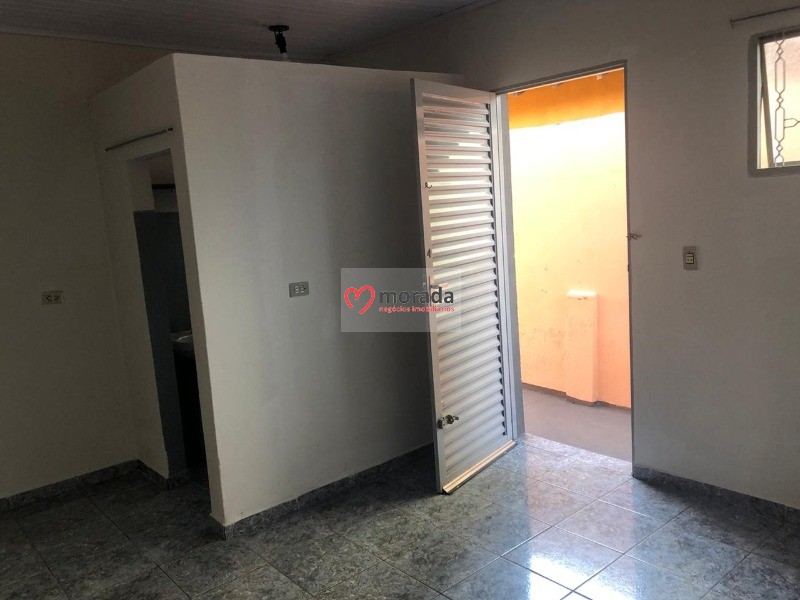 Casa à venda com 10 quartos, 225m² - Foto 18