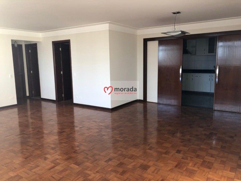 Apartamento à venda com 3 quartos, 150m² - Foto 5