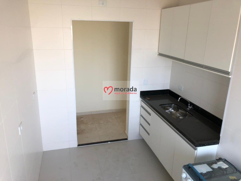 Apartamento à venda com 3 quartos, 69m² - Foto 3