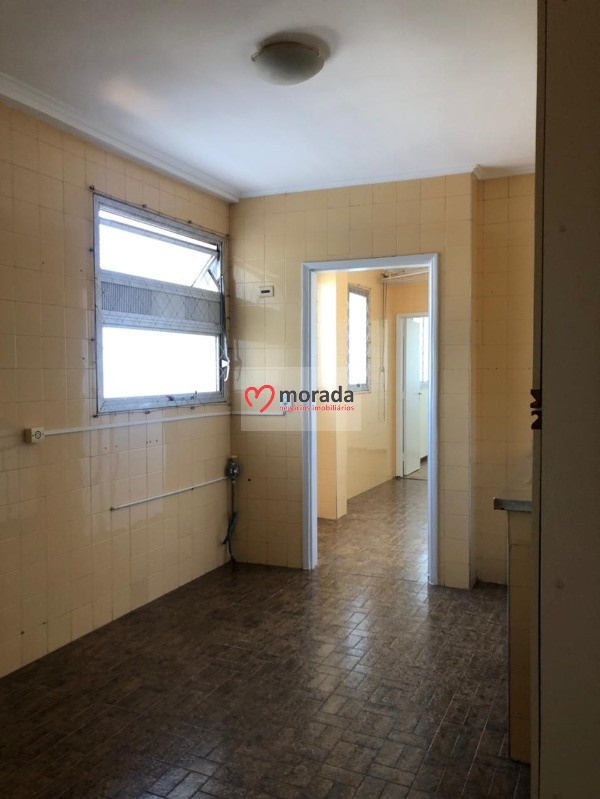 Apartamento à venda com 3 quartos, 158m² - Foto 17