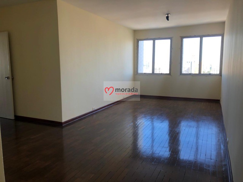 Apartamento à venda com 3 quartos, 158m² - Foto 2