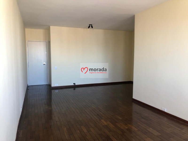 Apartamento à venda com 3 quartos, 158m² - Foto 5