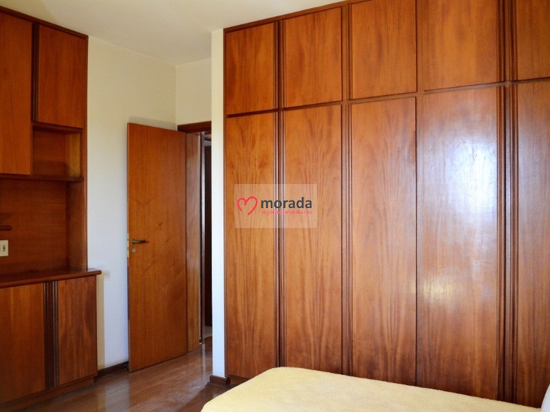 Apartamento à venda com 4 quartos, 211m² - Foto 19