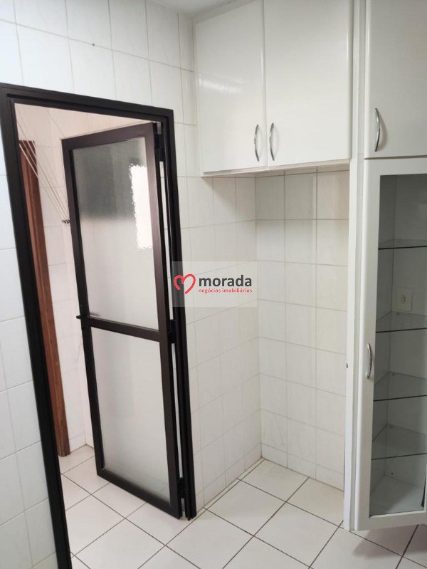 Apartamento à venda com 3 quartos, 82m² - Foto 21