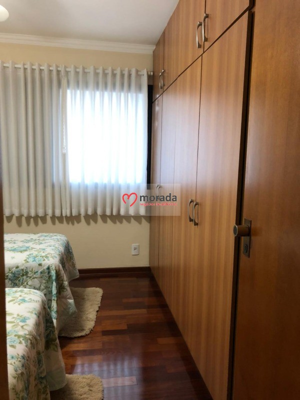 Apartamento à venda com 3 quartos, 147m² - Foto 27