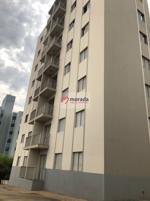 Apartamento à venda com 3 quartos, 74m² - Foto 1