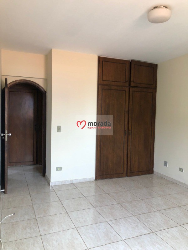 Apartamento à venda com 3 quartos, 183m² - Foto 21