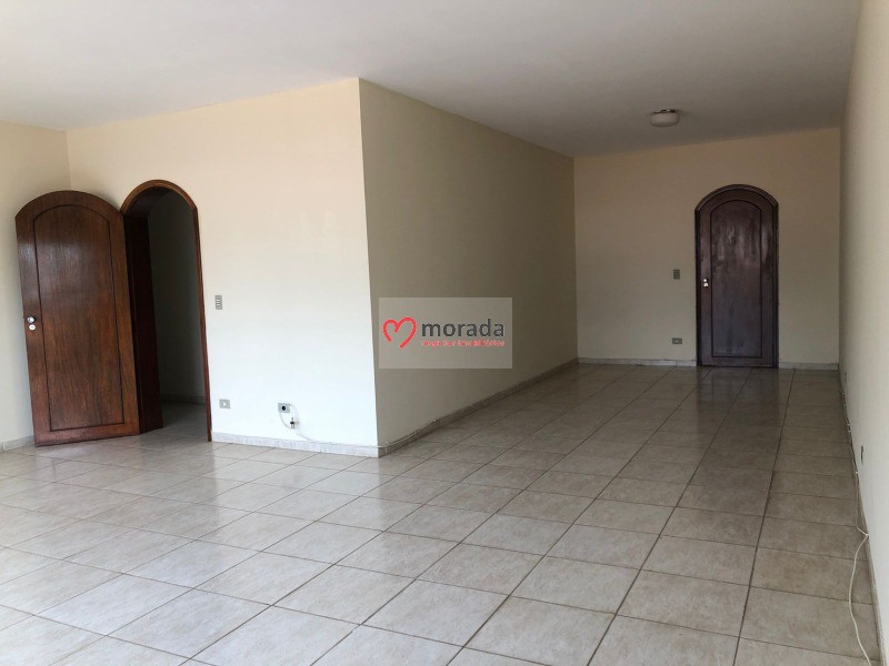 Apartamento à venda com 3 quartos, 153m² - Foto 13