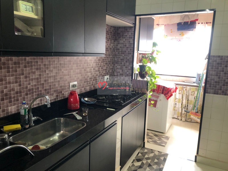 Apartamento à venda com 3 quartos, 76m² - Foto 26