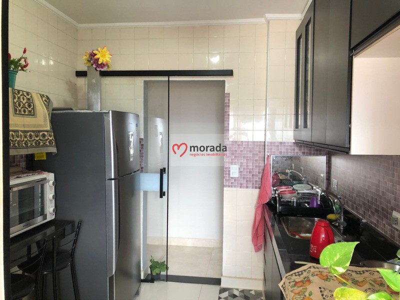 Apartamento à venda com 3 quartos, 76m² - Foto 23