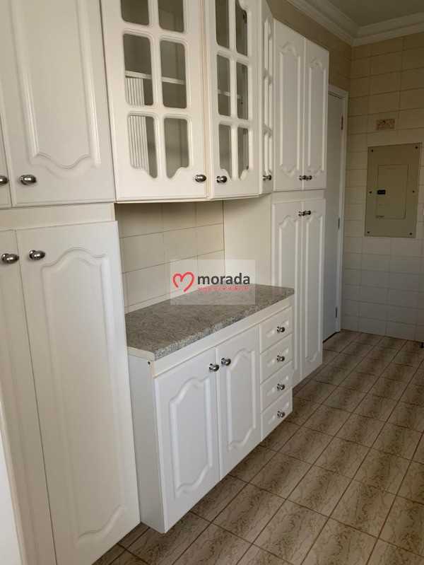 Apartamento à venda com 3 quartos, 127m² - Foto 29