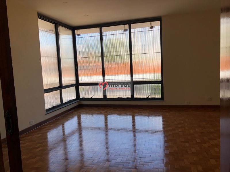 Prédio Inteiro à venda com 3 quartos, 612m² - Foto 11