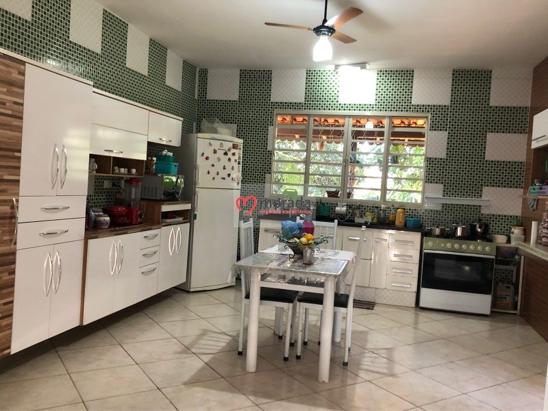 Fazenda à venda com 5 quartos, 303m² - Foto 27