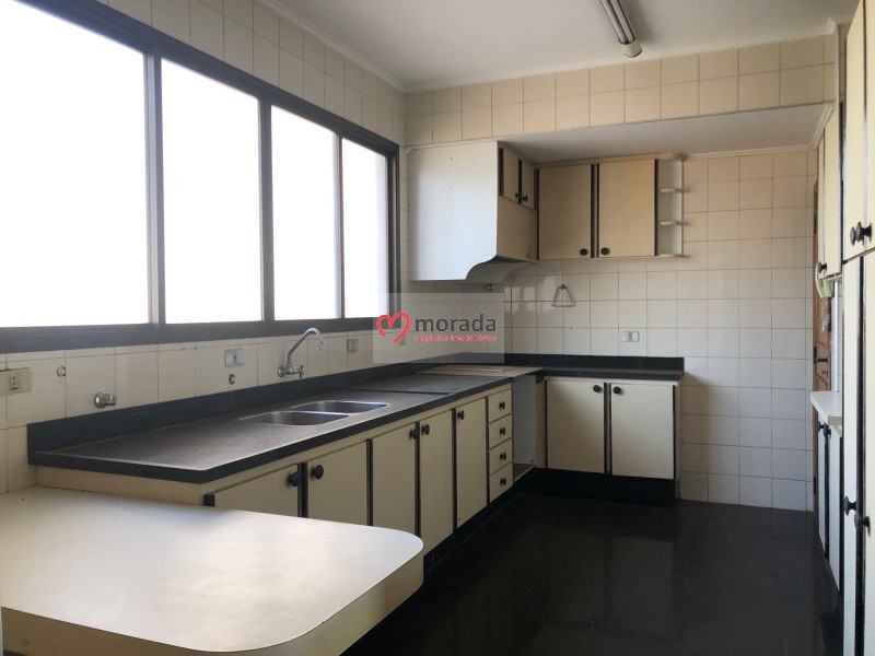 Apartamento à venda com 4 quartos, 230m² - Foto 37