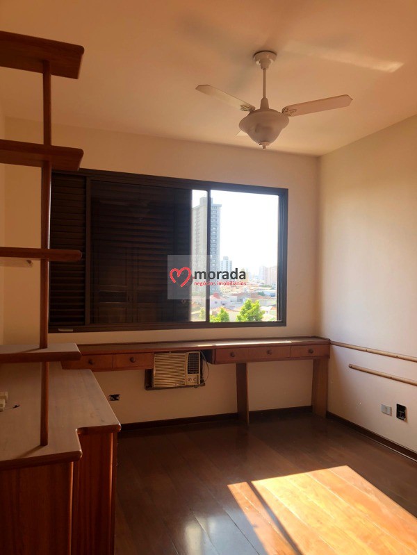 Apartamento à venda com 4 quartos, 230m² - Foto 31