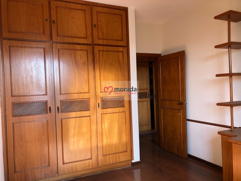 Apartamento à venda com 4 quartos, 230m² - Foto 32