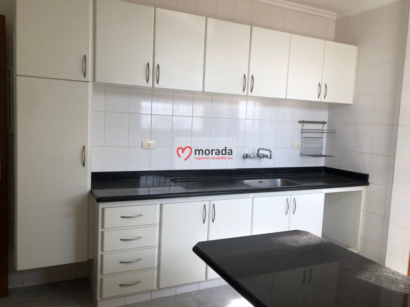 Apartamento à venda com 3 quartos, 158m² - Foto 37