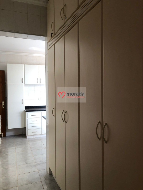 Apartamento à venda com 3 quartos, 158m² - Foto 35