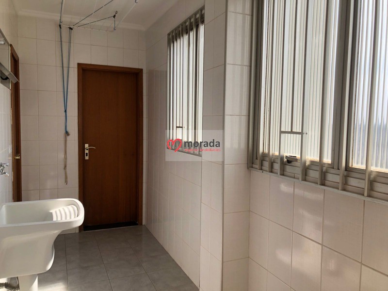 Apartamento à venda com 3 quartos, 158m² - Foto 43