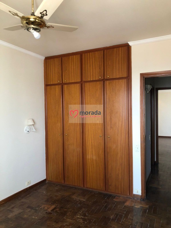 Apartamento à venda com 3 quartos, 158m² - Foto 27