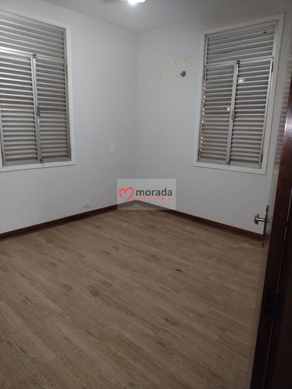 Prédio Inteiro à venda com 3 quartos, 190m² - Foto 8