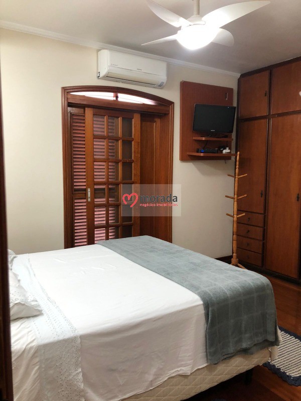 Sobrado à venda com 3 quartos, 240m² - Foto 11