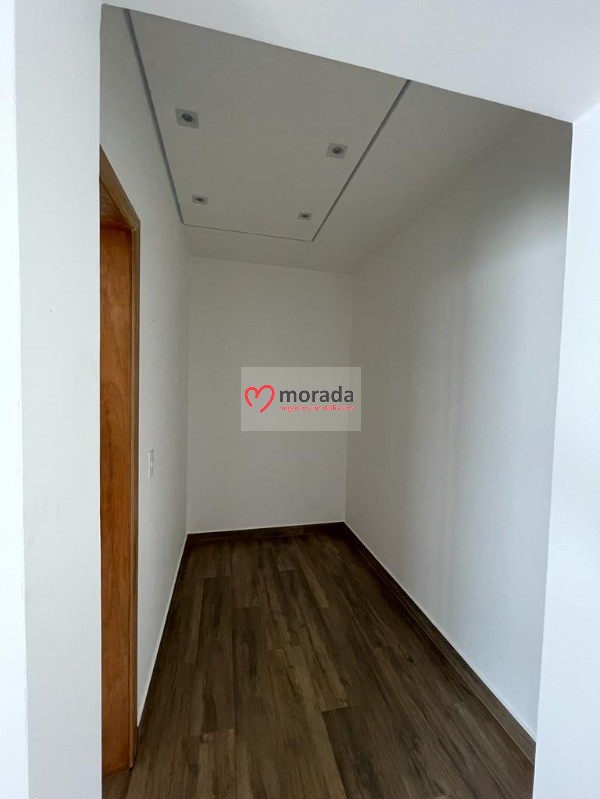 Casa à venda com 3 quartos, 177m² - Foto 8