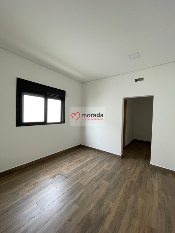 Casa à venda com 3 quartos, 177m² - Foto 7