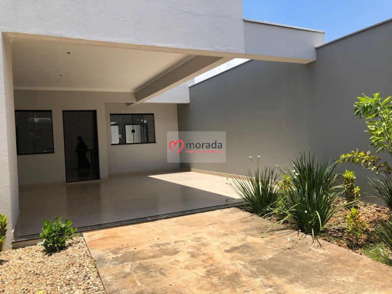 Casa à venda com 2 quartos, 115m² - Foto 1