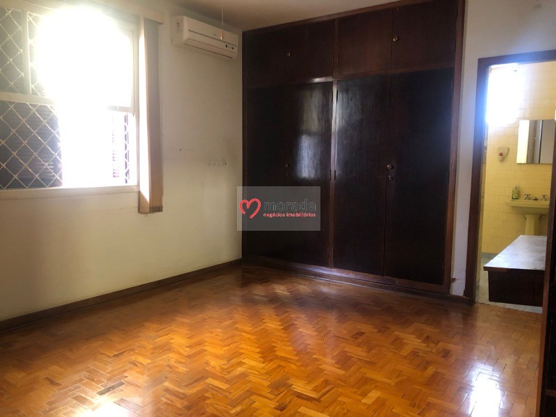 Casa para alugar com 3 quartos, 467m² - Foto 13