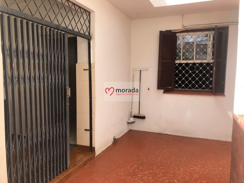 Casa para alugar com 3 quartos, 467m² - Foto 23