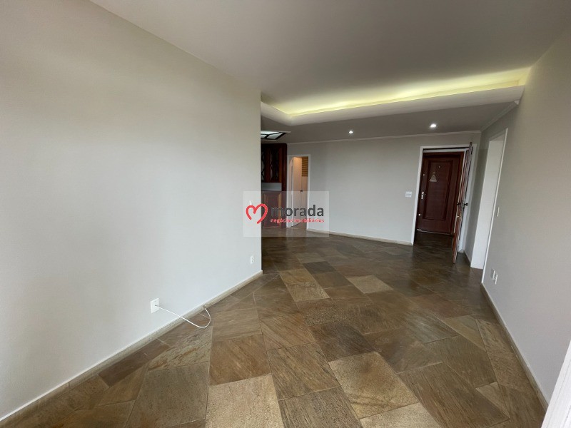 Apartamento à venda com 3 quartos, 127m² - Foto 4